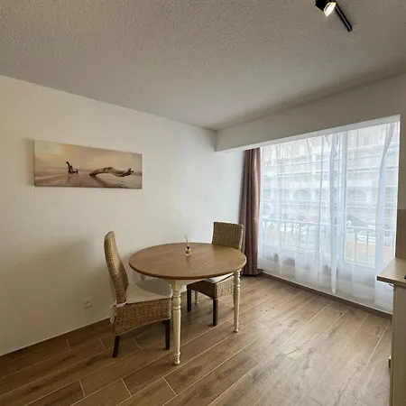 A Apartamento *